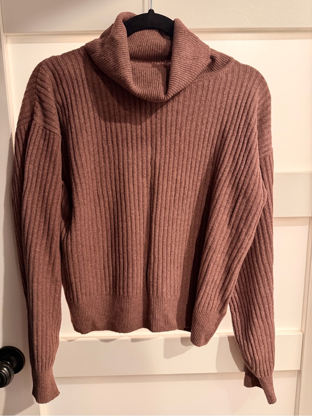 GAP Ribbed Cowl Neck Sweater in Mauve Brown
